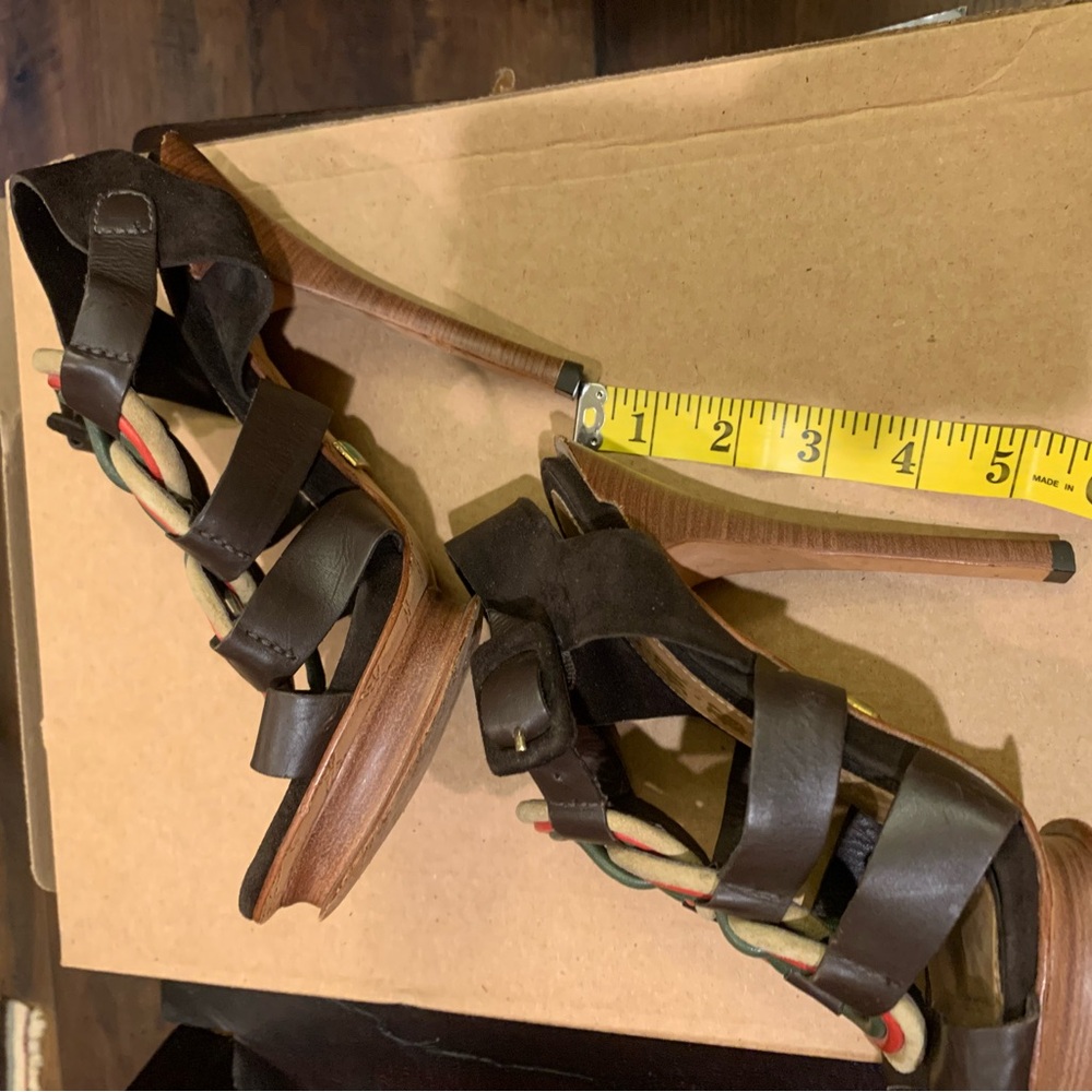 Vintage Gwen Stefani L.A.M.B. Dark Brown Strappy Heels with Multicolors - Picture 4 of 11